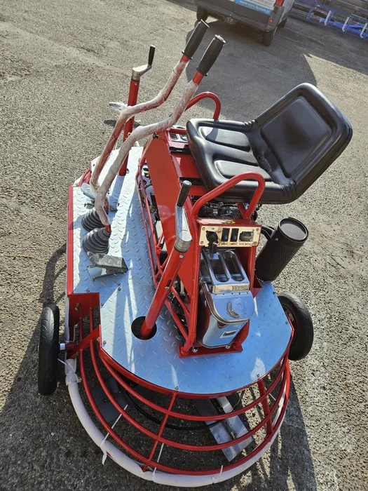 dvojrotorová motocarná hladiačka betónová d 36 | motor honda gx690 23,1 hp | profesionálny hladič s posedom dvojrotorová motocarná hladiačka betónová d 36 | motor honda gx690 23,1 hp | profesionálny hladič s posedom