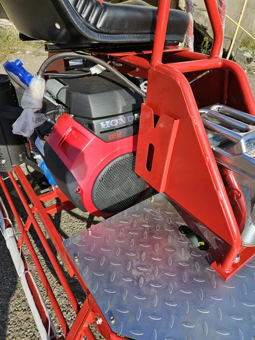 dvojrotorová motocarná hladiačka betónová d 36 | motor honda gx690 23,1 hp | profesionálny hladič s posedom dvojrotorová motocarná hladiačka betónová d 36 | motor honda gx690 23,1 hp | profesionálny hladič s posedom