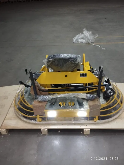 dvojrotorová dopravná hladiačka betónová pt d36 | motor b&s vanguard 24 hp | profesionálny hladič s posedom dvojrotorová dopravná hladiačka betónová pt d36 | motor b&s vanguard 24 hp | profesionálny hladič s posedom