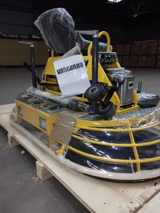 dvojrotorová dopravná hladiačka betónová pt d36 | motor b&s vanguard 24 hp | profesionálny hladič s posedom dvojrotorová dopravná hladiačka betónová pt d36 | motor b&s vanguard 24 hp | profesionálny hladič s posedom