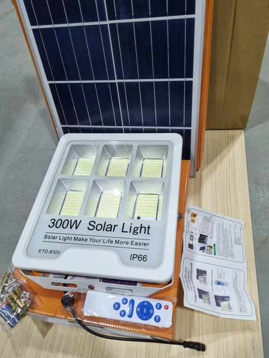 solárne led bodové svietidlo 300w s diaľkovým ovládaním panelov | ip66 studená biela solárne led bodové svietidlo 300w s diaľkovým ovládaním panelov | ip66 studená biela
