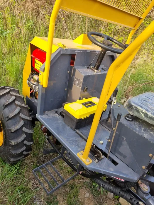 záhradný sklápač agm pol zy 100 s dieselovým motorom, 17 kw, 1246 cm³, nový, 1 tona záhradný sklápač agm pol zy 100 s dieselovým motorom, 17 kw, 1246 cm³, nový, 1 tona