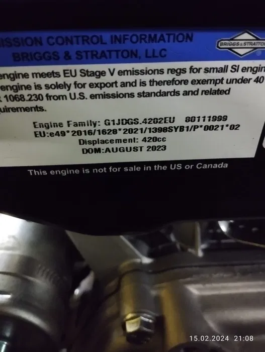 cestný valec 1 tona briggs & stratton usa originál cestný valec 1 tona briggs & stratton usa originál