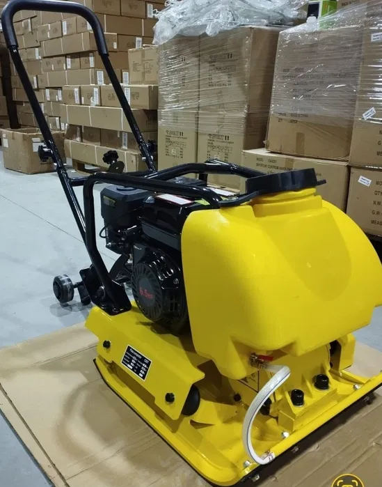 vibračná doska c80t 100 kg | motor agm pol 6,5 hp | 15 kn | najväčšia doska 48x54 cm vibračná doska c80t 100 kg | motor agm pol 6,5 hp | 15 kn | najväčšia doska 48x54 cm