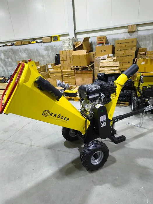 benzínový drvič konárov krÜger 16 hp – motor briggs & stratton 420cc – profesionálny štiepkovač do 120 mm benzínový drvič konárov krÜger 16 hp – motor briggs & stratton 420cc – profesionálny štiepkovač do 120 mm