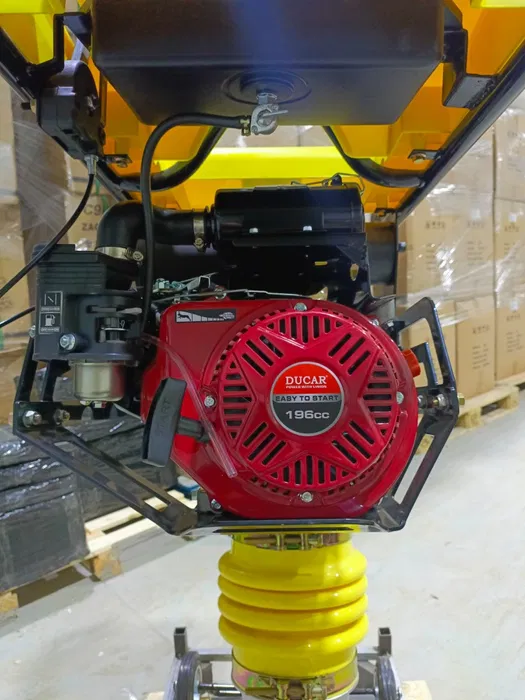vibračná noha (ubíjadlo) agm pol ducar 196cc – profesionálny dusač na zeminu a výkopy vibračná noha (ubíjadlo) agm pol ducar 196cc – profesionálny dusač na zeminu a výkopy