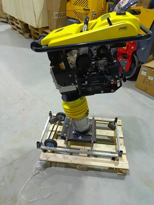 vibračná noha (ubíjadlo) agm pol ducar 196cc – profesionálny dusač na zeminu a výkopy vibračná noha (ubíjadlo) agm pol ducar 196cc – profesionálny dusač na zeminu a výkopy