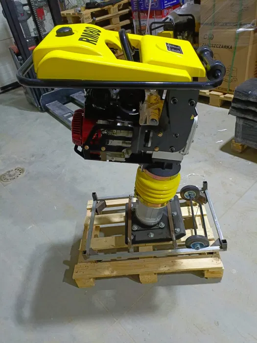 vibračná noha (ubíjadlo) agm pol ducar 196cc – profesionálny dusač na zeminu a výkopy vibračná noha (ubíjadlo) agm pol ducar 196cc – profesionálny dusač na zeminu a výkopy