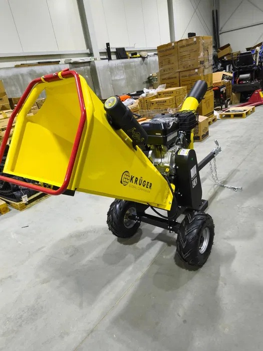 benzínový drvič konárov krÜger 16 hp – motor briggs & stratton 420cc – profesionálny štiepkovač do 120 mm benzínový drvič konárov krÜger 16 hp – motor briggs & stratton 420cc – profesionálny štiepkovač do 120 mm
